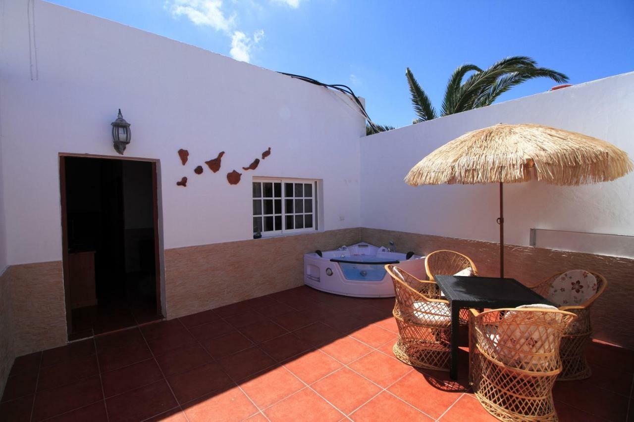 Montana Valles De Ortega -D Antigua  Exterior photo